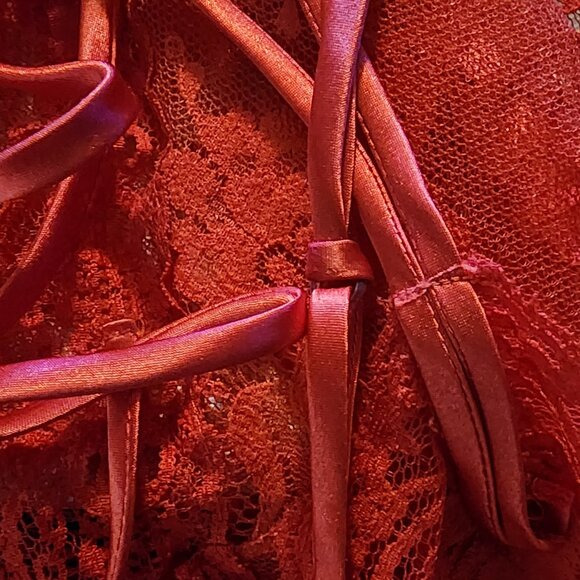 1980's-90's Victoria's Secret Gold Label Valentine Red Net Lace Teddy Lingerie - Picture 9 of 10